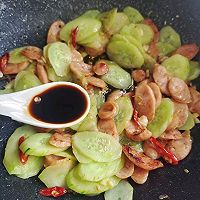 #测测你的夏季美食需要#黄瓜炒肉肠的做法图解6