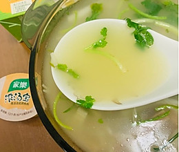 椰子鸡菌菇汤的做法
