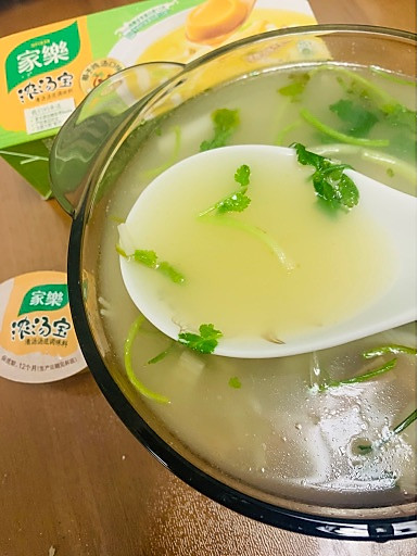 椰子鸡菌菇汤的做法
