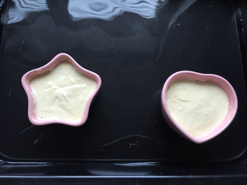 舒芙蕾乳酪杯子蛋糕的做法图解3