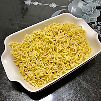 芝士泡面的做法图解1