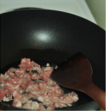 肉末烧出的嫩滑豆腐 的做法图解2