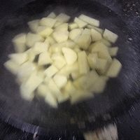 黑胡椒土豆的做法图解2