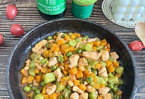 #李锦记X豆果 夏日轻食美味榜#时蔬炒鸡胸肉的做法