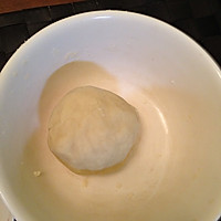 红豆沙蛋黄酥的做法图解6