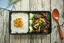 传统粤菜，耗油香菇牛肉便当，超级下饭！的做法