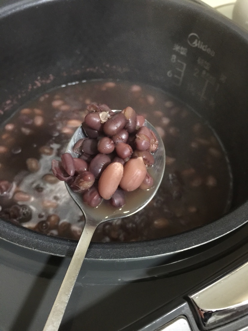 红豆芋圆糖水的做法图解8