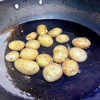 好吃又简单的做法～椒盐小土豆的做法图解3