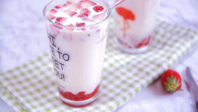 草莓大果粒牛奶这样做最好喝