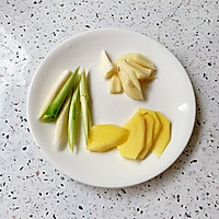 暖胃西红柿牛腩汤的做法图解6