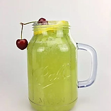 【Oster食谱】青提柠檬气泡水