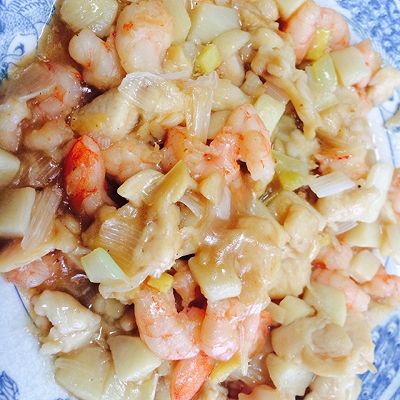 鸡胸茭白炒虾仁
