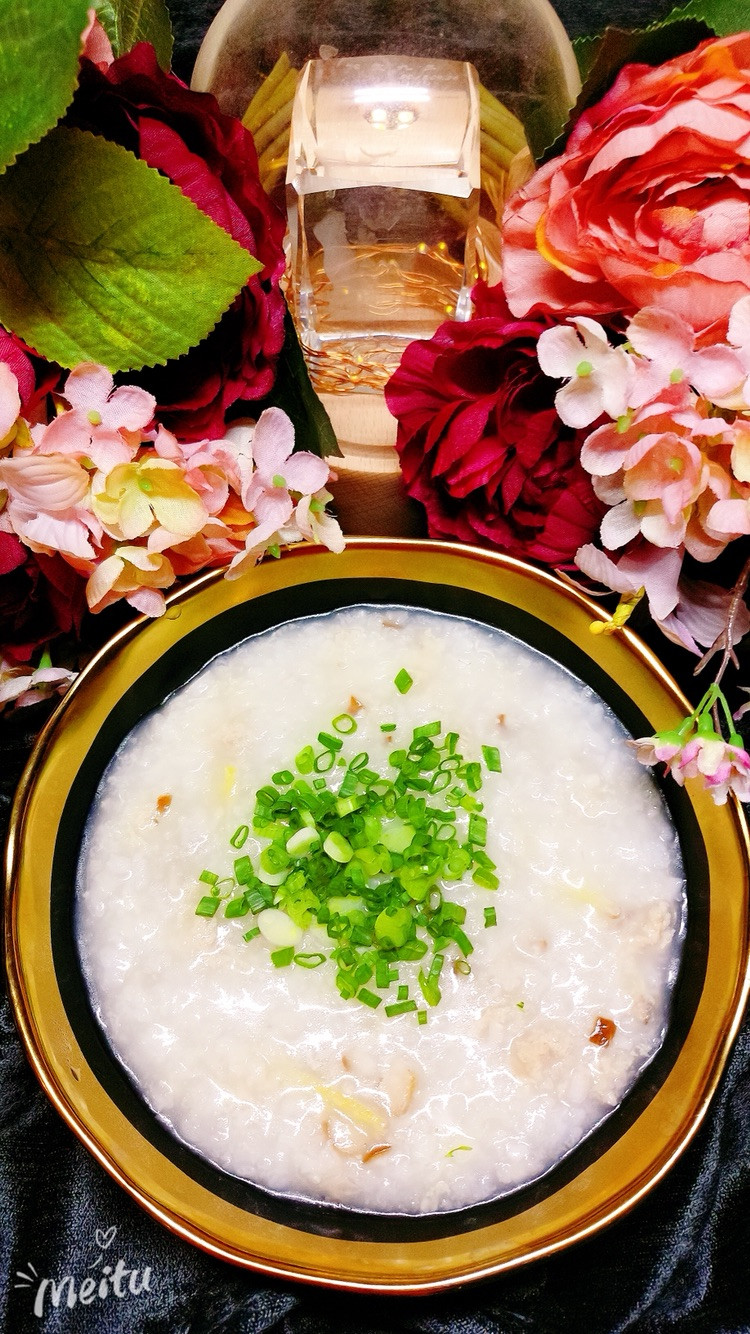 香菇滑鸡粥的做法