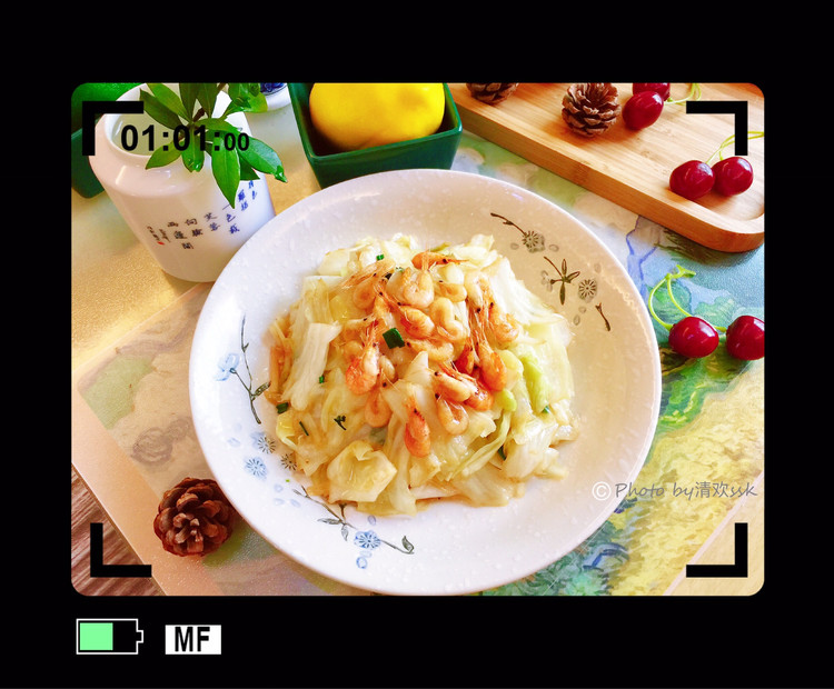 六月初夏，就爱这一口：圆白菜炒河虾的做法