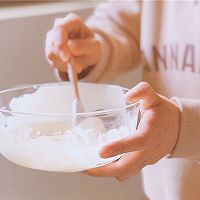 酸奶海绵蛋糕的做法图解4