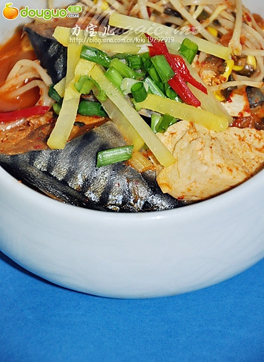 韩式辣白菜鲭鱼汤的做法