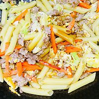 #中小学生做饭指南#肉末炒意面的做法图解8
