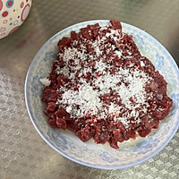 家常黑椒杏鲍菇炒牛肉粒的做法图解3