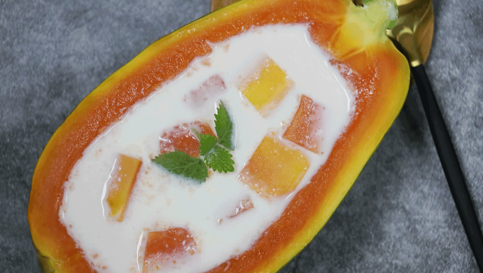 木瓜炖奶，简单美味~