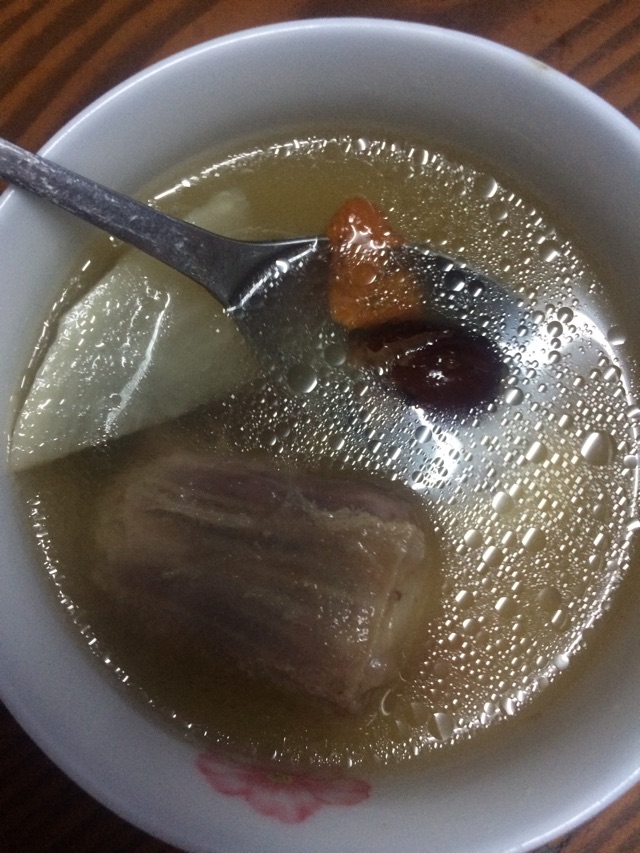 牛尾山药萝卜汤