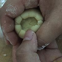 蛋黄莲蓉月饼——中秋团圆健康美食的做法图解10