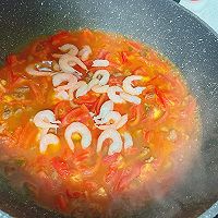 #米饭最强CP#西红柿鸡蛋肉丁汤的做法图解4