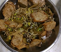 咸菜豆芽炒腐卷的做法
