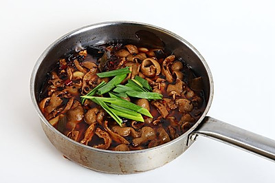 菜男百香肥肠煲