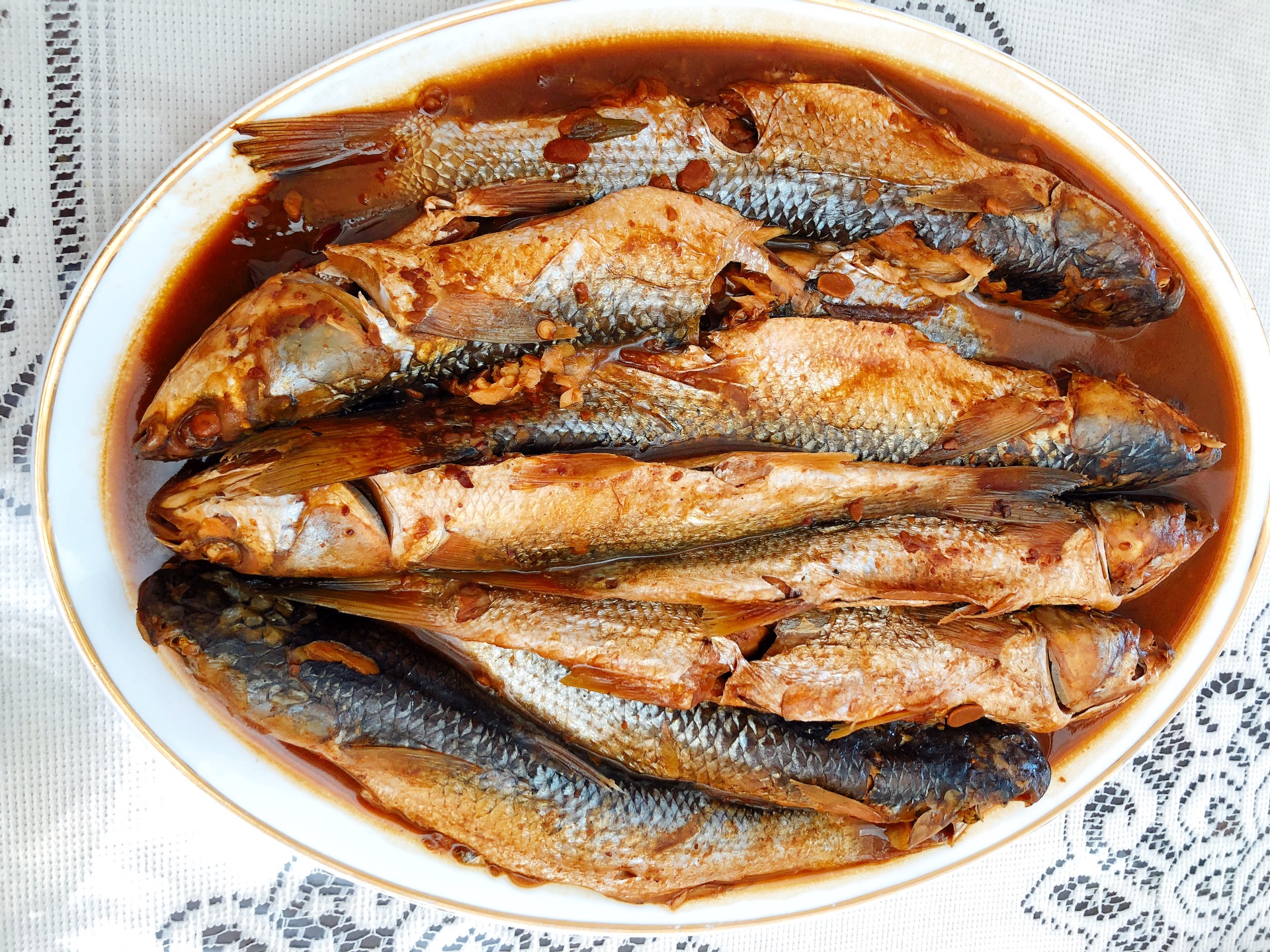 Stewed river fish with sauce