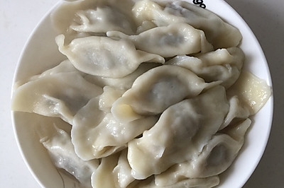 鸡肉香菇馅水饺