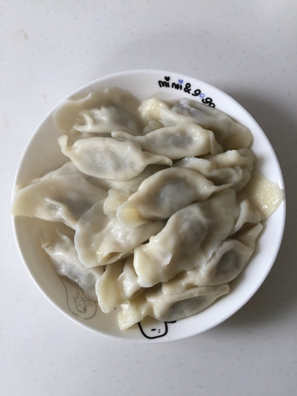 鸡肉香菇馅水饺