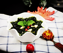 强碱开胃汤——裙带三文鱼汤的做法