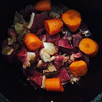 蕃茄胡萝卜牛肉汤的做法图解4