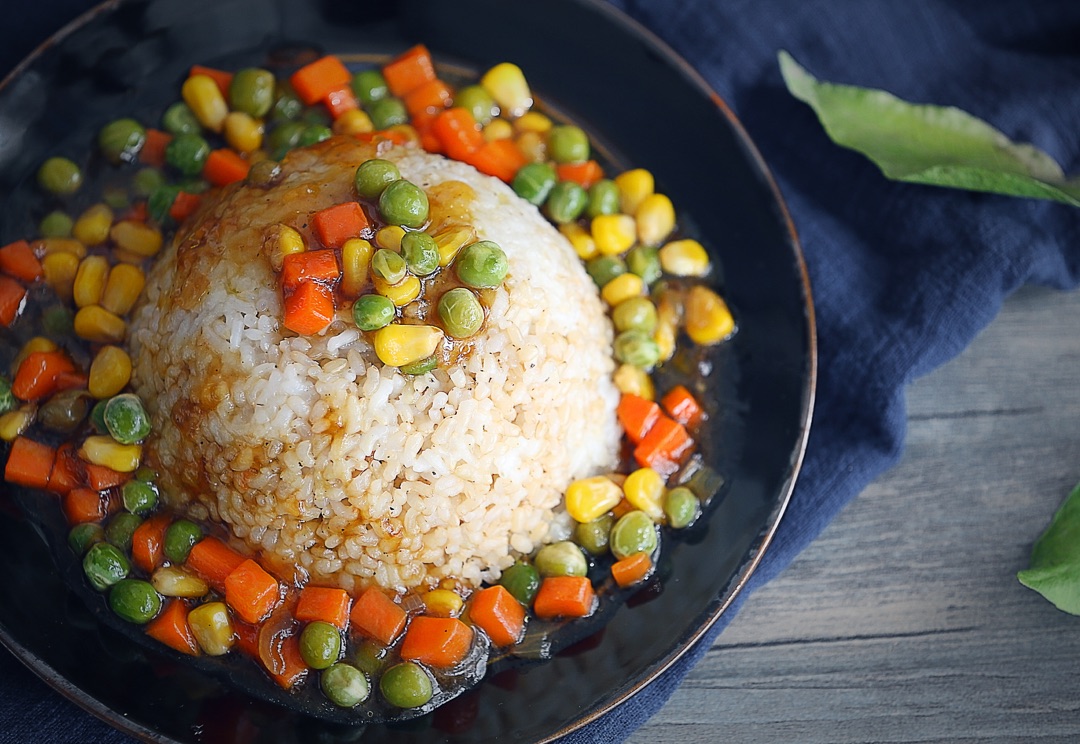 杂蔬糙米饭怎么做_杂蔬糙米饭的做法_海燕的窝_豆果美食