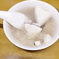 椰肉银耳汤的做法图解5