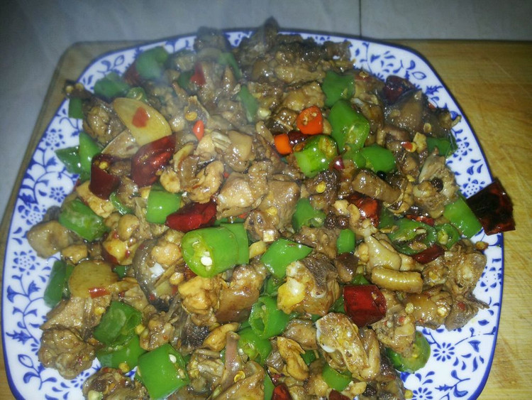 欲罢不能的辣子鸡啊的做法