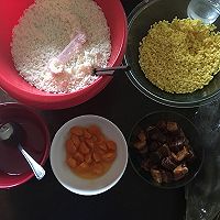 广式蛋黄肉粽的做法图解1