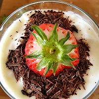 草莓巧克力燕麦酸奶-易极优DIY酸奶的做法图解10