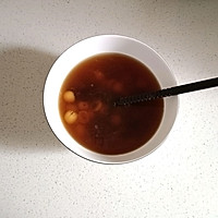 红糖姜枣味莲子红枣汤的做法图解4