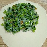 茼蒿粉丝馅饼的做法图解6