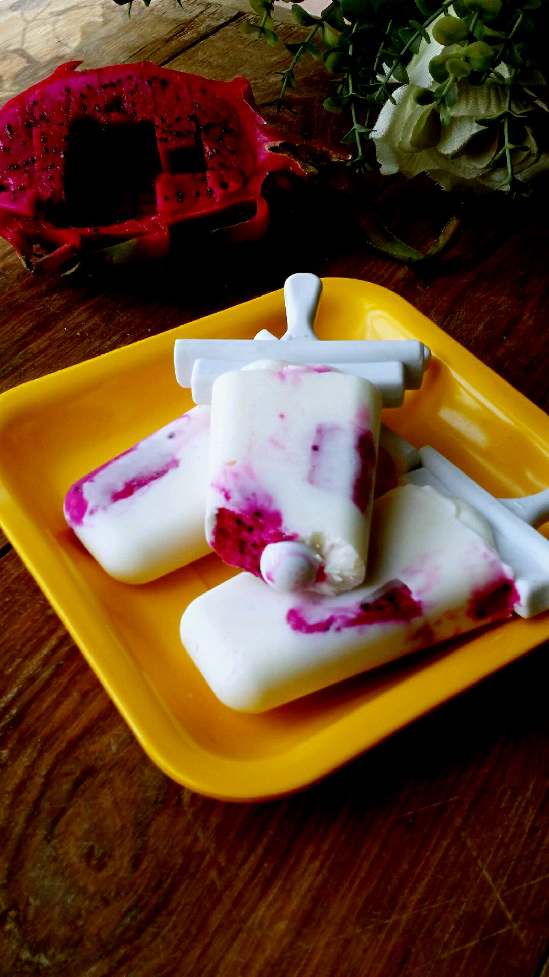 奥利奥水果酸奶雪糕怎么做_奥利奥水果酸奶雪糕的做法_豆果美食