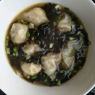 香菇鲜肉小混沌