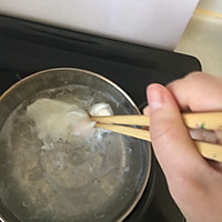 宝宝辅食奶粉荷包蛋的做法图解2