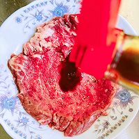 #不容错过的鲜美滋味#煎牛排的做法图解2