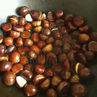 炒栗子的做法图解1