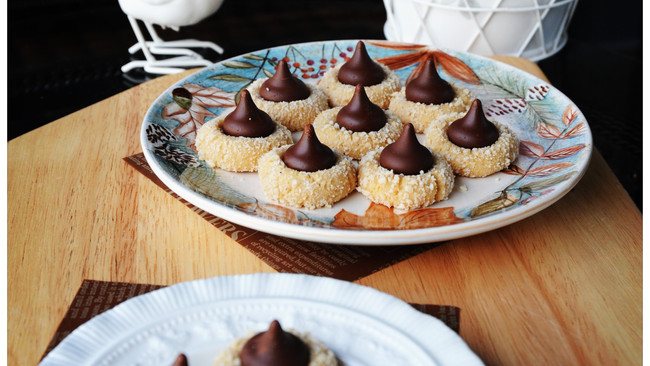 人见人爱的小饼干——Kisses巧克力小圆饼的做法