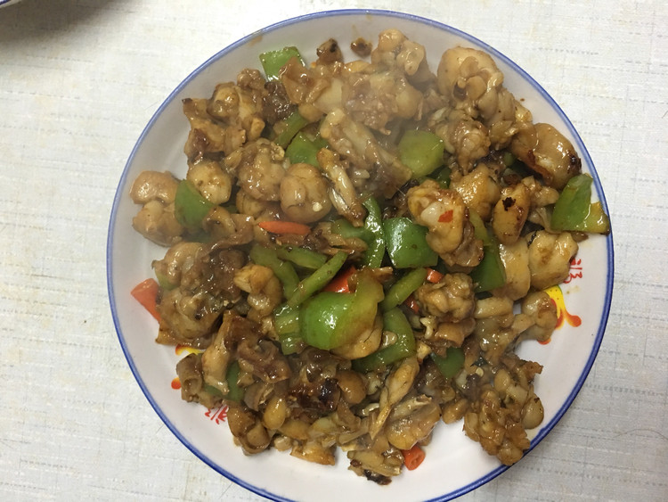 辣炒牛蛙的做法