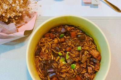 茄子焖面