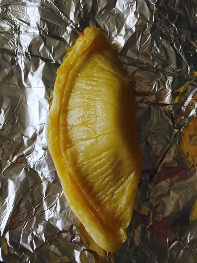 最简单的美味榴莲酥的做法图解3