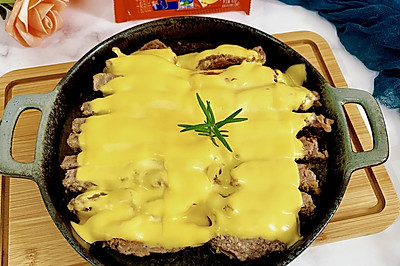 意式番茄味芝士盖牛排